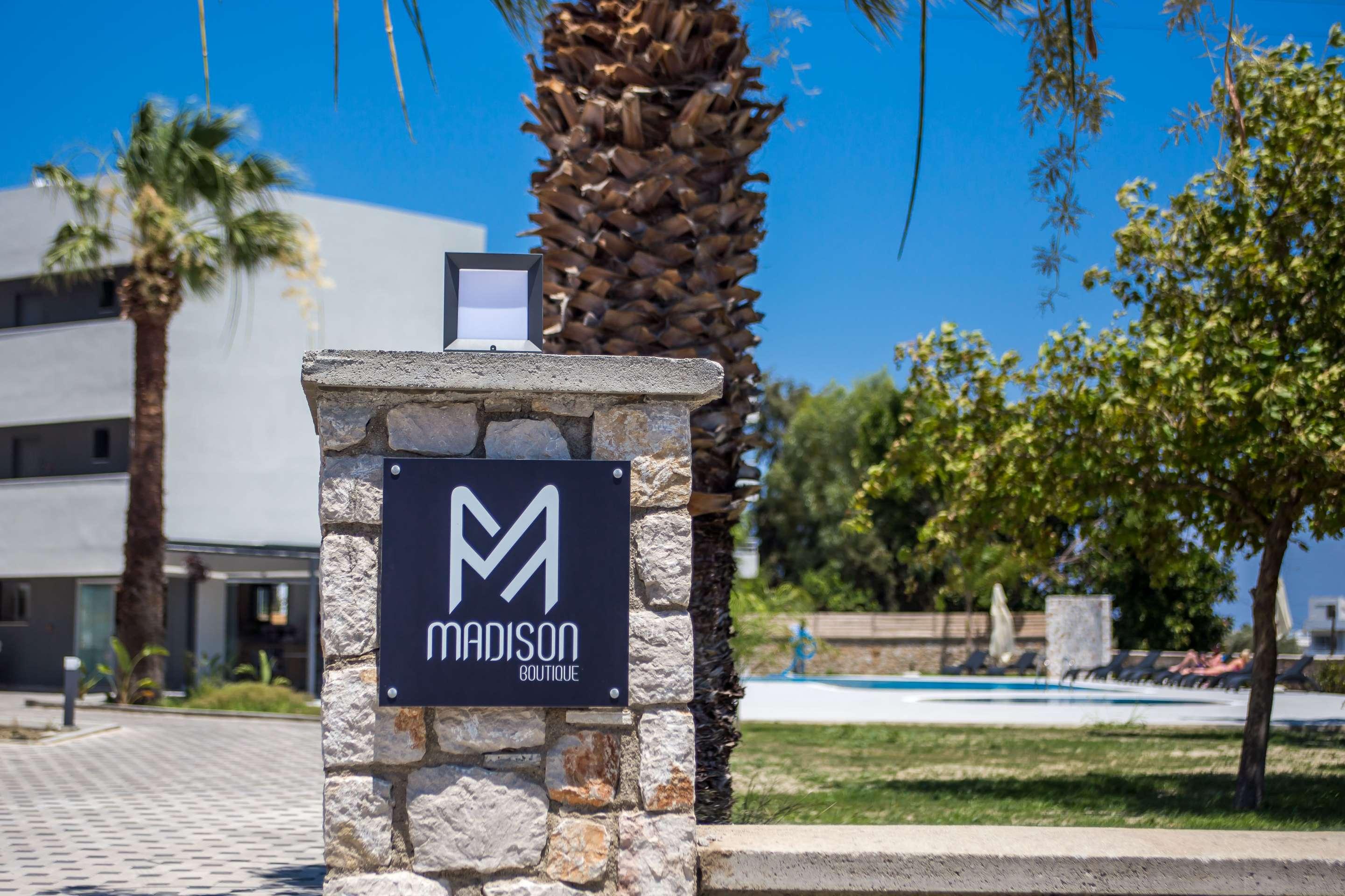 Madison Boutique, Faliraki Exteriör bild