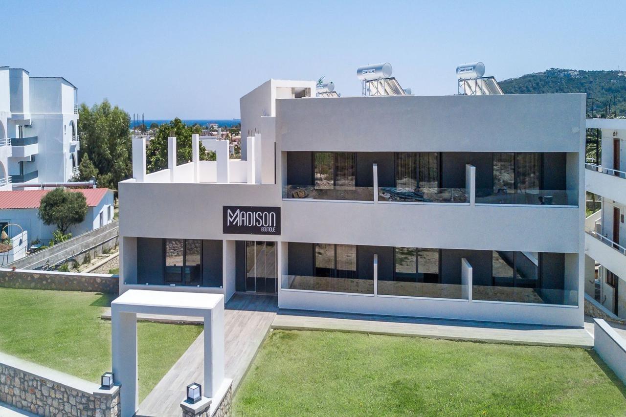 Madison Boutique, Faliraki Exteriör bild